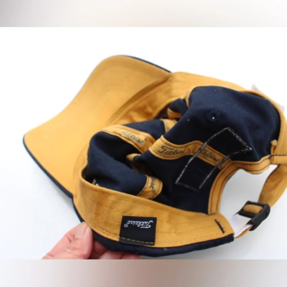 Titleist hat - Picture 7 of 10